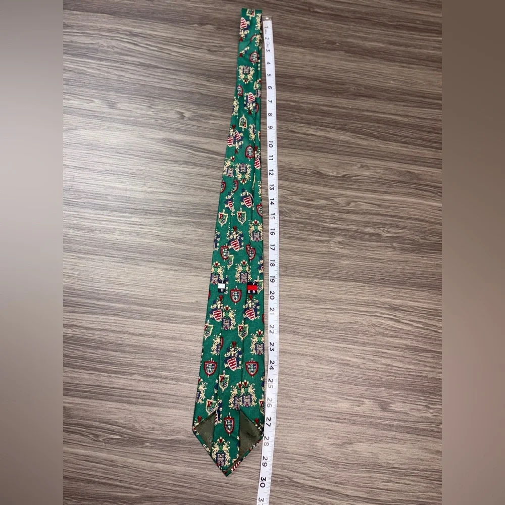 Tommy Hilfiger All Over Print 100% Italian Silk Tie